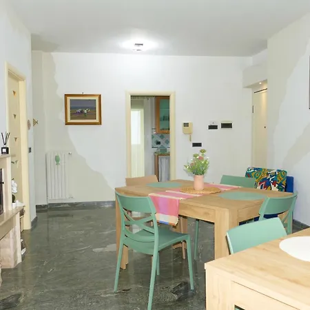 Vista Mare 22 Due Triple O Doppie Δωμάτια σε οικογενειακή κατοικία *