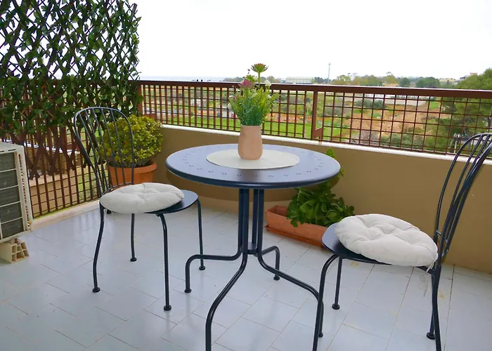 Homestay Vista Mare 22 *